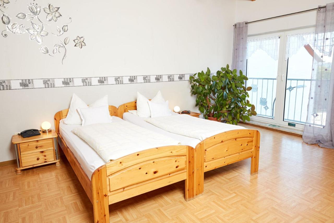 Hotel-Restaurant Maas Lutzerath Екстериор снимка